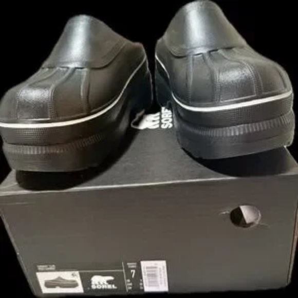 Sorel Women's Caribou Clog - Black, Optimized Orange NWB - Picture 10 of 10